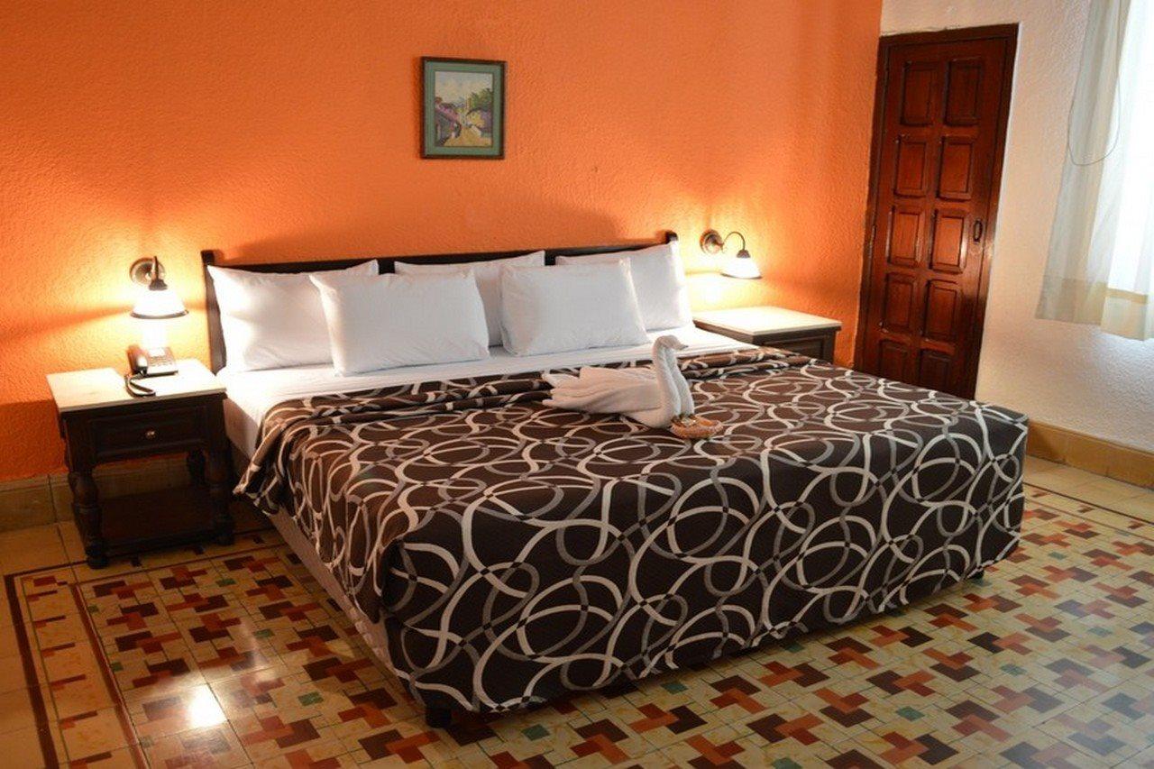 Hotel Colon Мерида Экстерьер фото