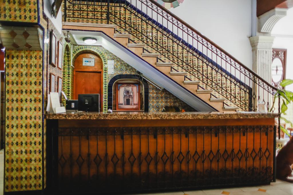 Hotel Colon Мерида Экстерьер фото